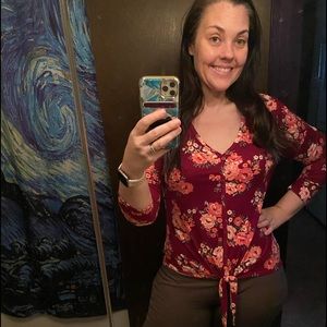 No Boundaries Floral Print Top Size Large